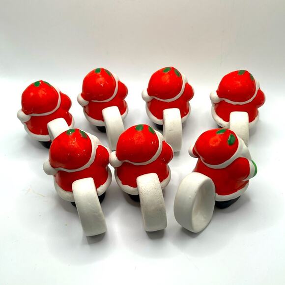 Vintage Santa porcelain napkin rings, set of 7 - Picture 2 of 6